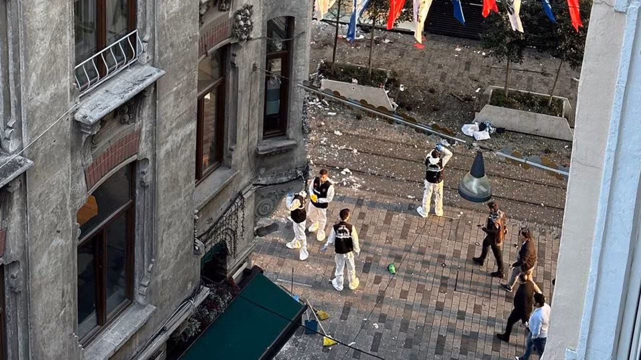 Hành động bất thường của nữ nghi phạm vụ đánh bom Istanbul -0