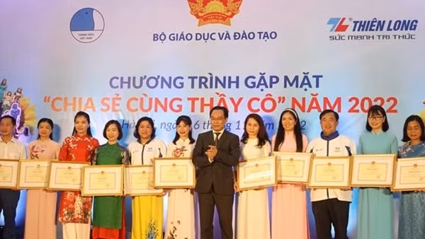 Lan toả những tấm gương sáng về tinh thần đổi mới, sáng tạo, tận tuỵ với học sinh