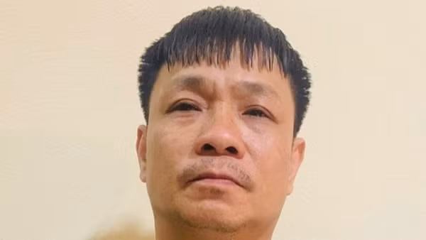 "Nổ" quen với lãnh đạo để lừa "chạy án"
