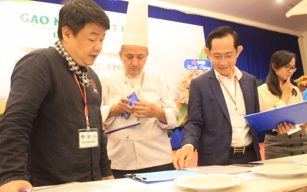 Thông tin về khiếu nại của “Cha đẻ” gạo ST25 -0