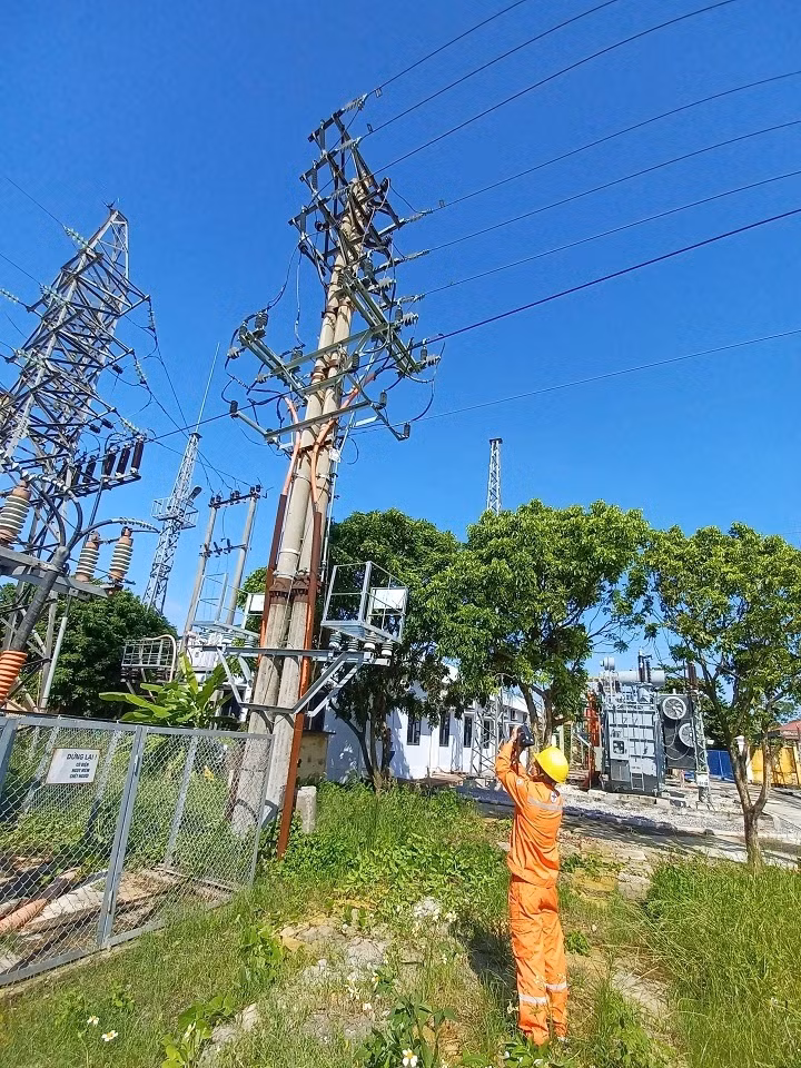 Đẩy mạnh chuyển đổi số để giảm tổn thất điện năng -0