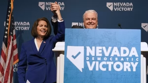 Ứng viên Dân chủ chiến thắng tại Nevada, cuộc đua kiểm soát Thượng viện Mỹ ngã ngũ