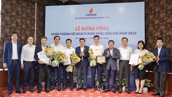 Petrovietnam hoàn thành sản lượng khai thác dầu khí và các chỉ tiêu tài chính năm 2022