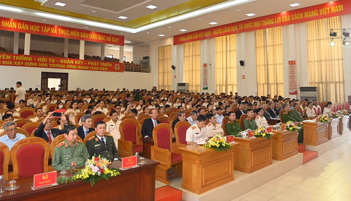 Rèn luyện đạo đức, lối sống, tác phong của người Công an cách mạng ngay từ trên ghế nhà trường -0