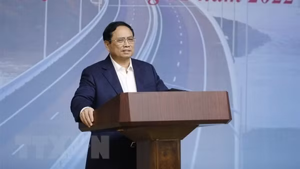 Thủ tướng: Triển khai dự án trọng điểm, ai không làm được thì thay thế