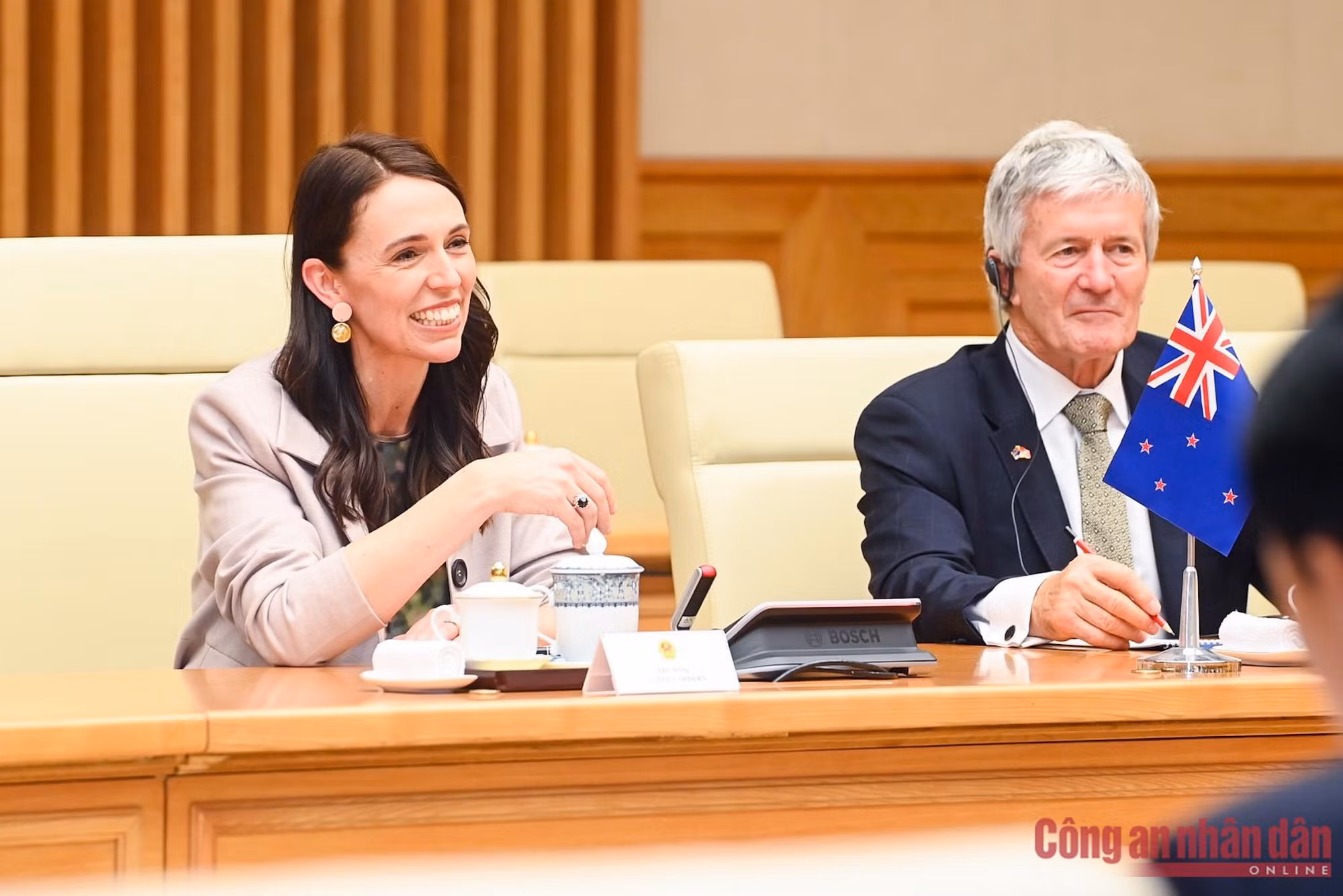 Thủ tướng New Zealand tới thăm chính thức Việt Nam ảnh 4 Thủ tướng New Zealand tới thăm chính thức Việt Nam -0