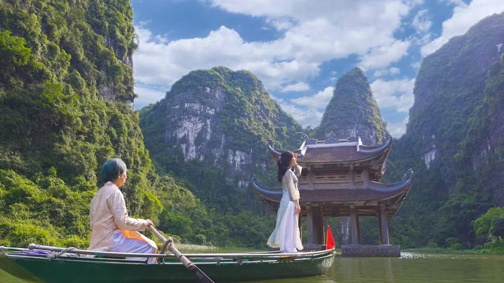 hình ảnh non nước ninh bình trong mv của ca sĩ hàn quốc josehp kwon.jpg -0