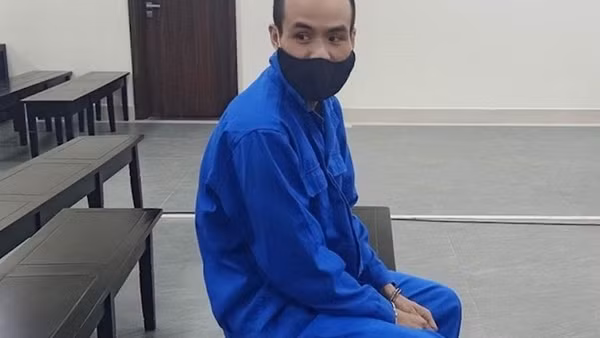 Lừa trẻ em ra nước ngoài để ép mang thai hộ