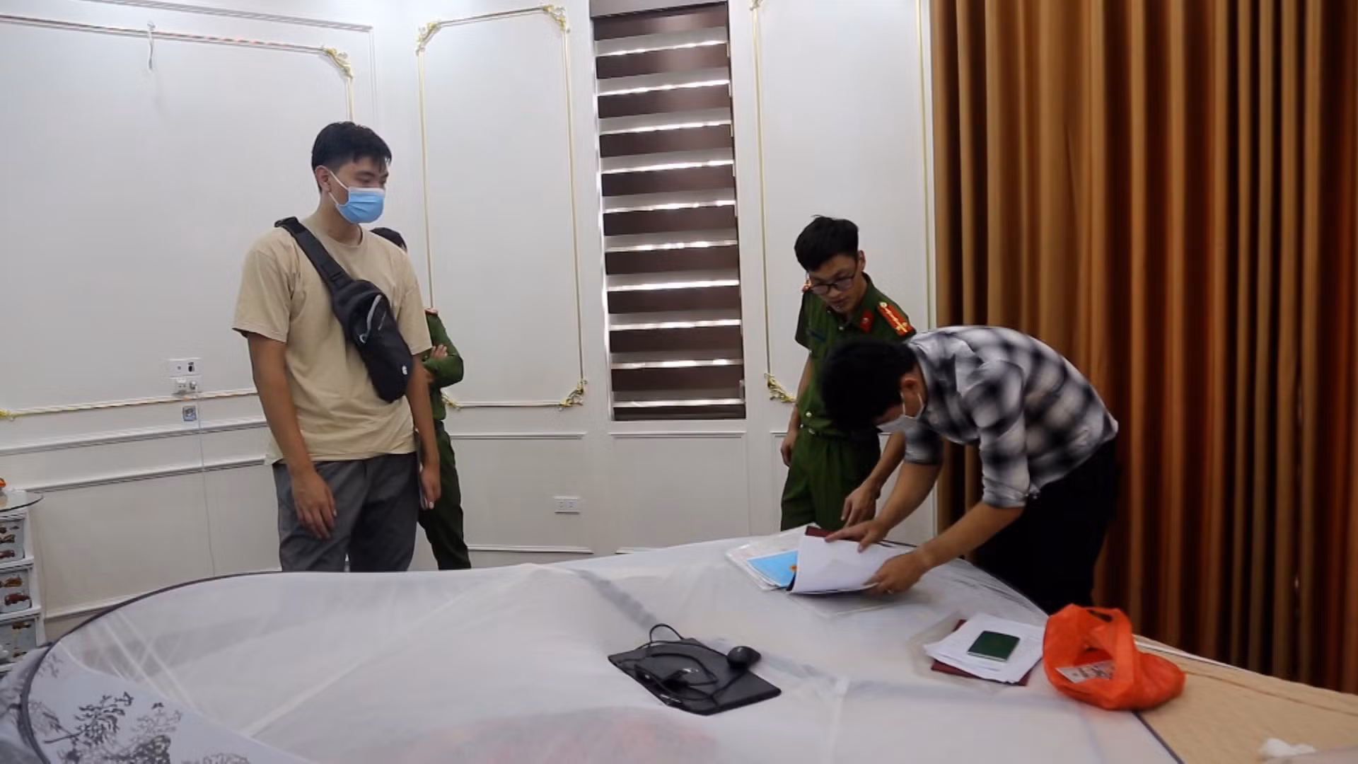 Công an Bắc Ninh: Triệt phá đường dây cá độ bóng đá hơn 1 nghìn tỷ đồng -0