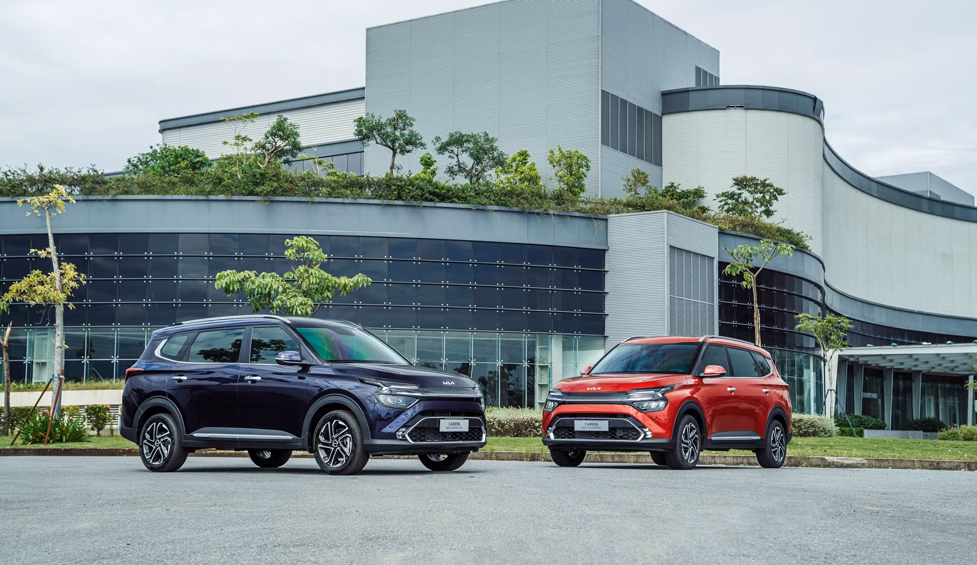THACO Auto ra mắt mẫu xe Kia Carens thế hệ mới -0