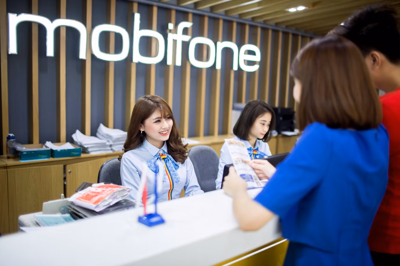 MobiFone - Top 100 nơi làm việc tốt nhất Việt Nam năm 2022 -0