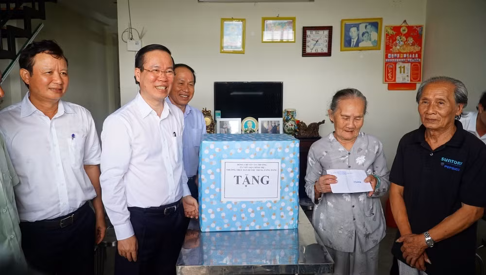 Đồng chí Thường trực Ban Bí thư Võ Văn Thưởng dự Ngày hội Đại đoàn kết tại Thừa Thiên-Huế -0