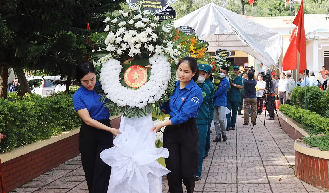 Rưng rưng ngày về đất mẹ của liệt sĩ sau hơn 60 năm thất lạc -0