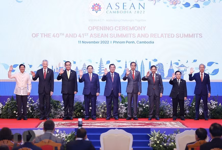 Thủ tướng dự Lễ khai mạc Hội nghị cấp cao ASEAN lần thứ 40 và 41 -0