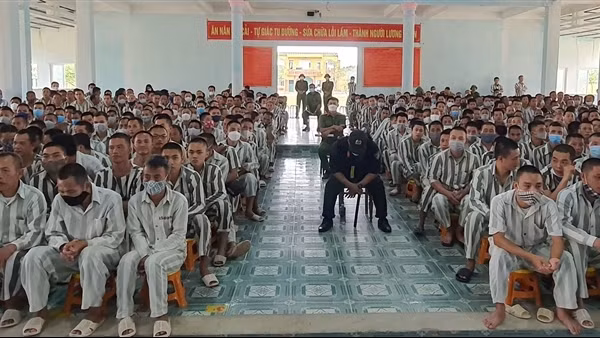 Gần 700 phạm nhân dự chương trình "Thắp sáng ước mơ hoàn lương"