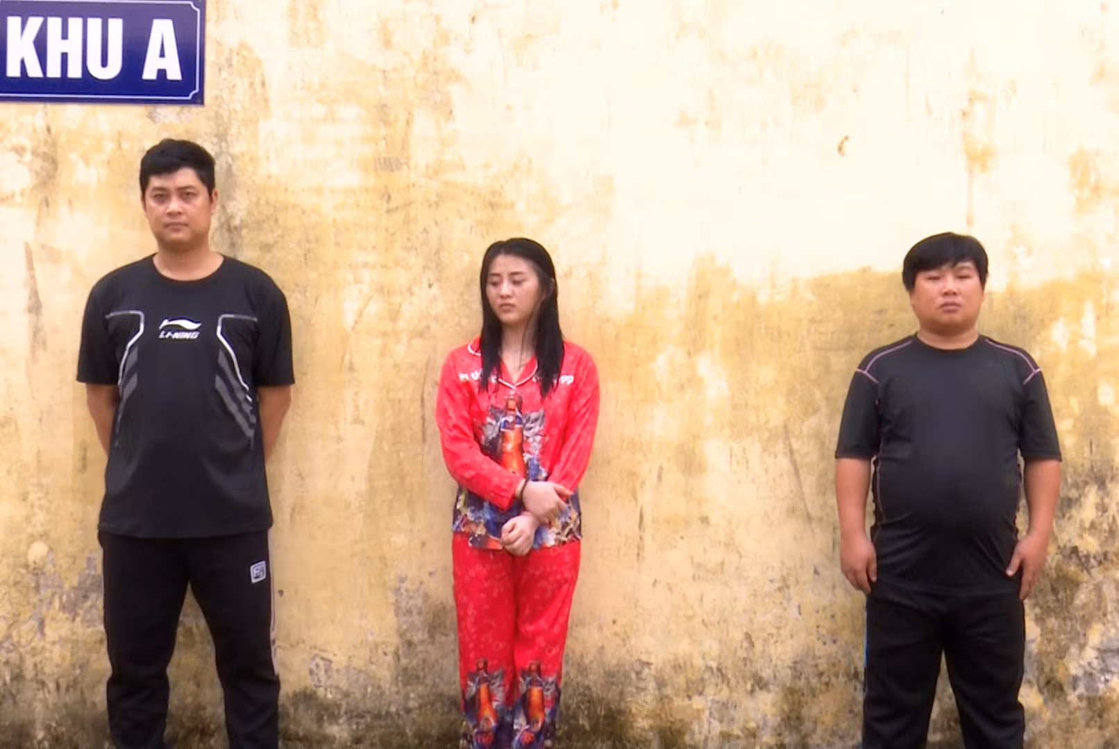 Thua bài, bắt người để cưỡng đoạt tiền -0