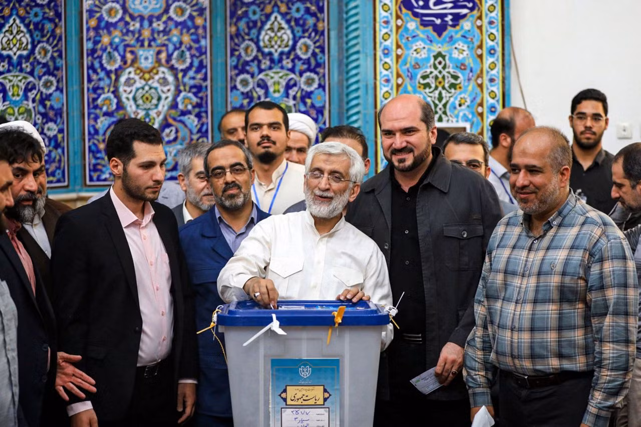 bau cu tong thong iran 2024 - anh 4.jpg -1