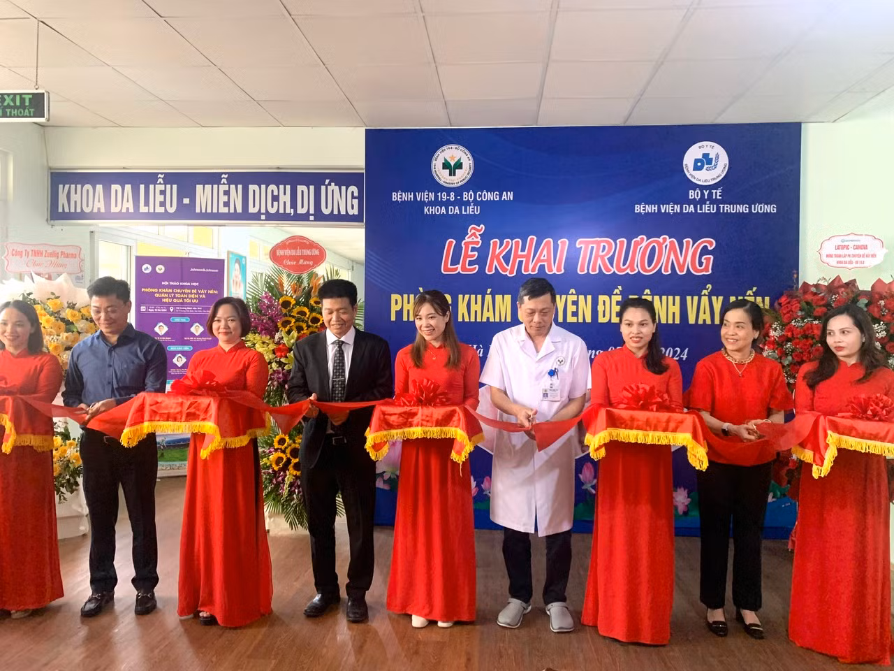 Khai trương phòng khám chuyên đề nhằm nâng cao hiệu quả khám, điều trị bệnh vảy nến tại Bệnh viện 19-8 -1