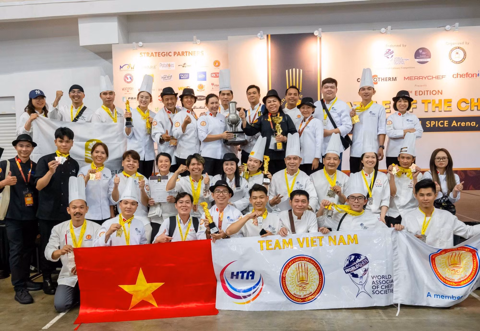 Đầu bếp Việt Nam đạt 18 huy chương vàng tại cuộc thi ẩm thực quốc tế -0