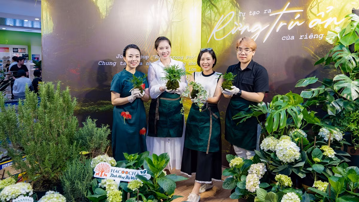 Vincom Retail liên khẳng định vị thế dẫn đầu ngành bất động sản bán lẻ Việt Nam -0