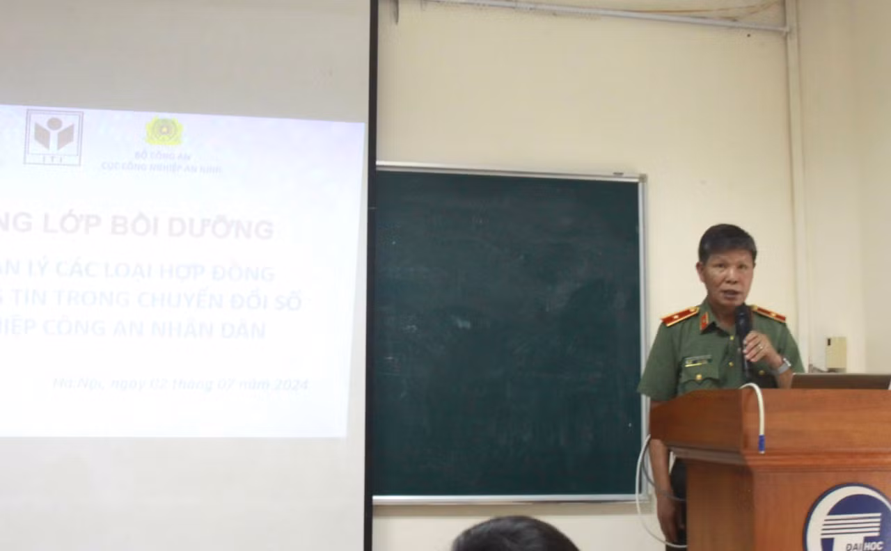 Trang bị kiến thức về chuyển đổi số, kỹ năng soạn thảo, quản lý hợp đồng và bảo mật thông tin trong doanh nghiệp CAND -0