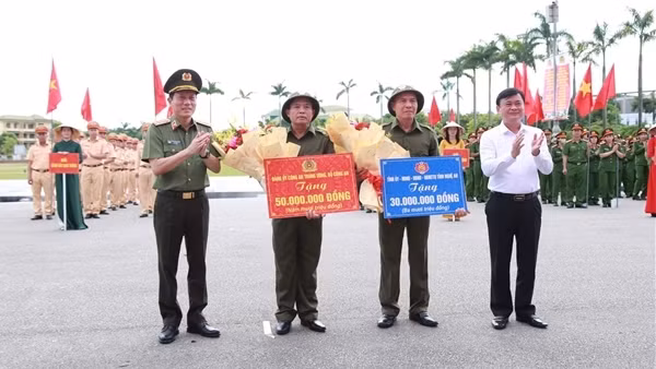 Nỗ lực hoàn thành xuất sắc nhiệm vụ bảo vệ ANTT ở cơ sở
