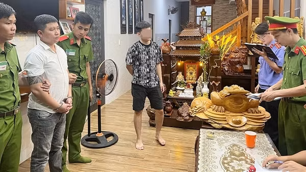 Khởi tố 3 đối tượng tổ chức hàng ngàn dây biêu hụi online