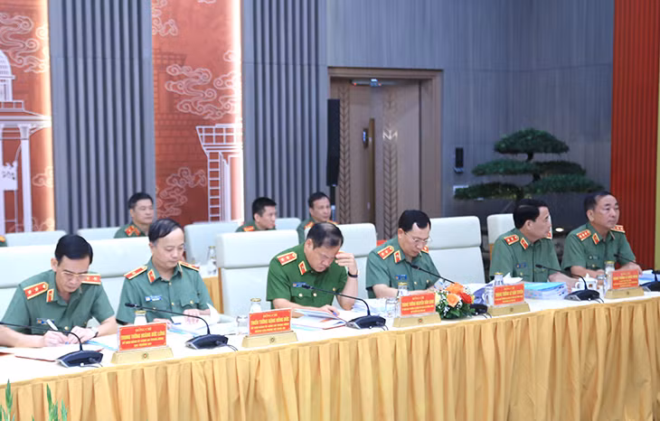 Tiếp tục là một trong những cấp uỷ gương mẫu, đi đầu, tiêu biểu, toàn diện -0