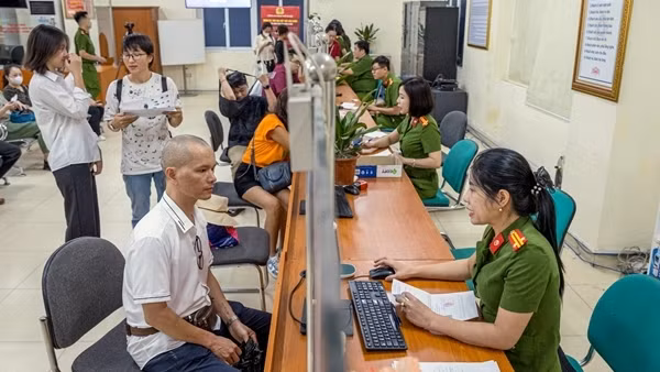 Trong 3 ngày đã in 15.678 thẻ và 120 Giấy chứng nhận thẻ căn cước