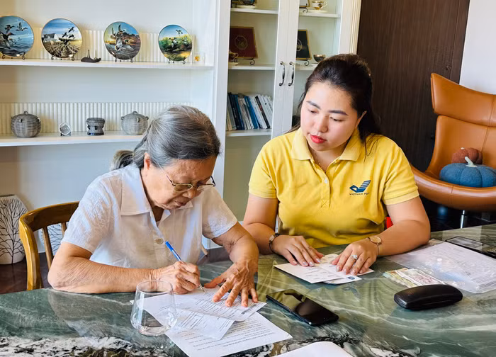 BHXH TP Hồ Chí Minh hướng dẫn thực hiện mức đóng bảo hiểm mới từ 1/7 -0