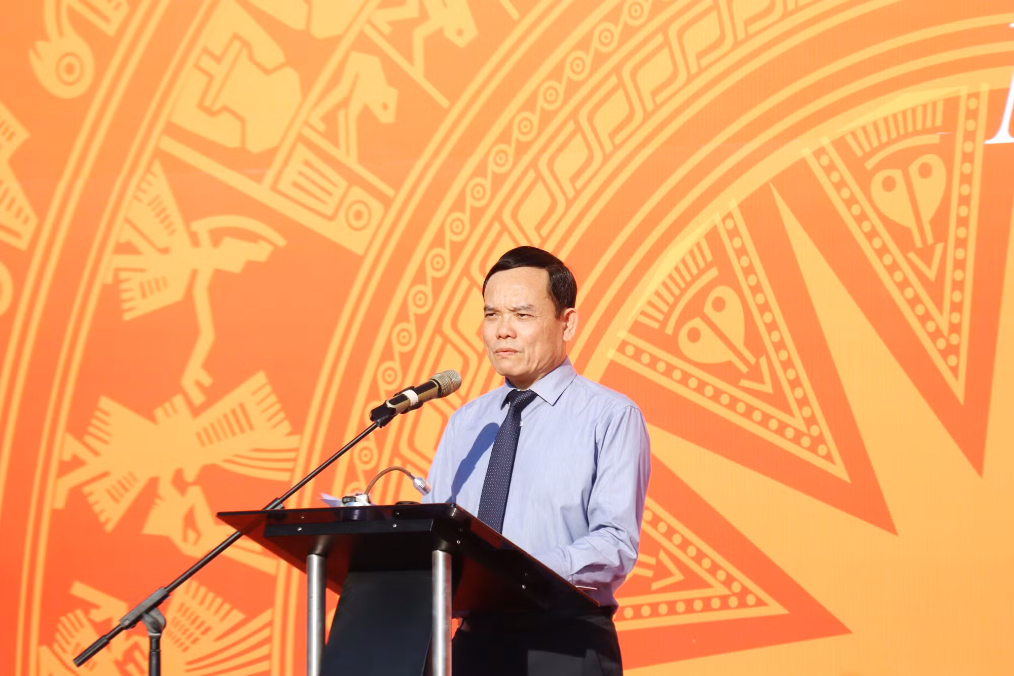 Phó Thủ tướng Chính phủ Trần Lưu Quang dự lễ ra mắt Lực lượng TGBV ANTT ở cơ sở tại Khánh Hòa -0
