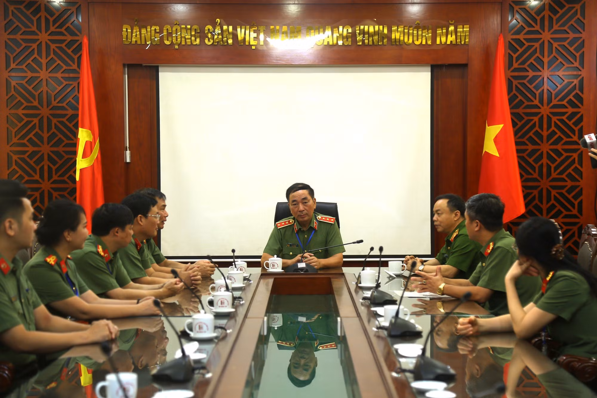 Thứ trưởng Trần Quốc Tỏ kiểm tra công tác tổ chức Kỳ thi đánh giá của Bộ Công an năm 2024 -0