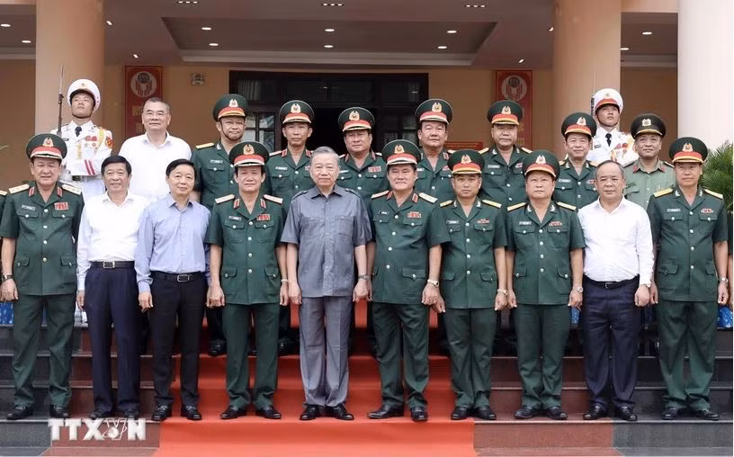 Chiến sỹ Lữ đoàn Công binh 25 là những biểu hiện sinh động của Bộ đội Cụ Hồ -0
