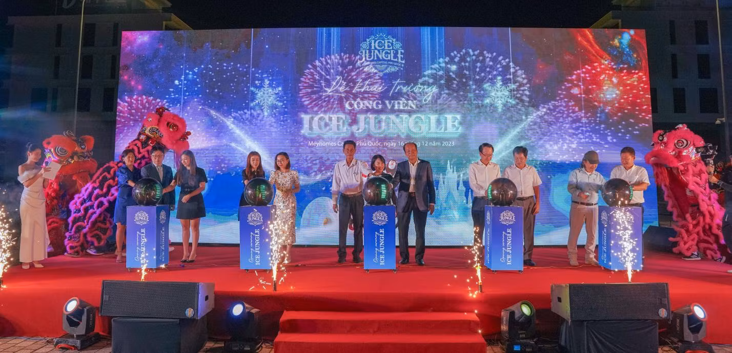 &nbsp;Phú Quốc: Chính thức khai trương show trình diễn nghệ thuật ánh sáng và kể chuyện tương tác lớn nhất Việt Nam -0
