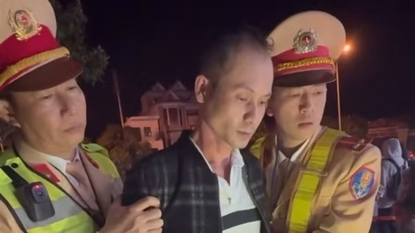 Tài xế dương tính ma túy, vi phạm nồng độ cồn "thông chốt" tông CSGT