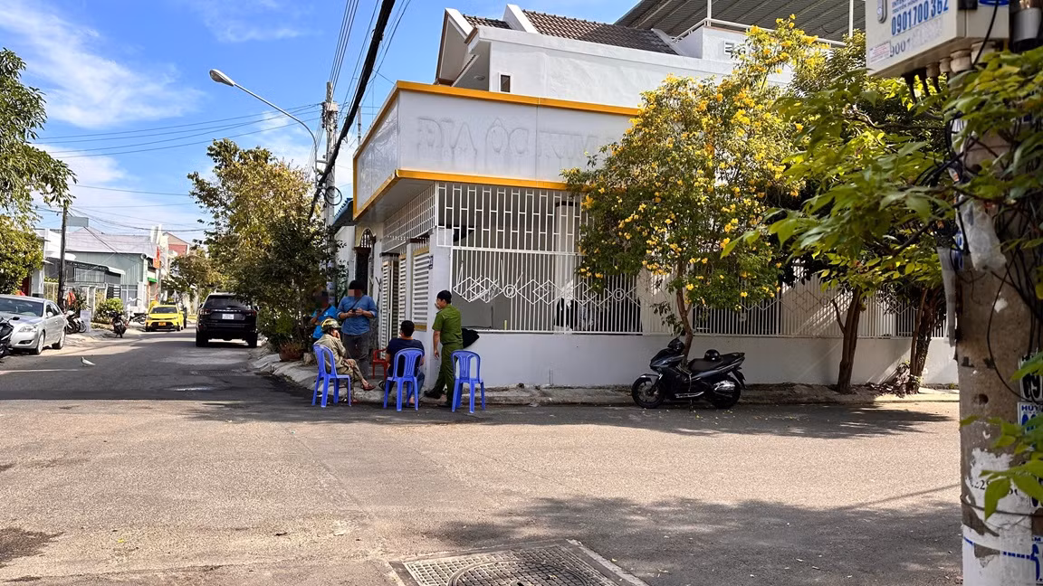 Phát hiện căn nhà có dấu hiệu sản xuất tiền giả -0