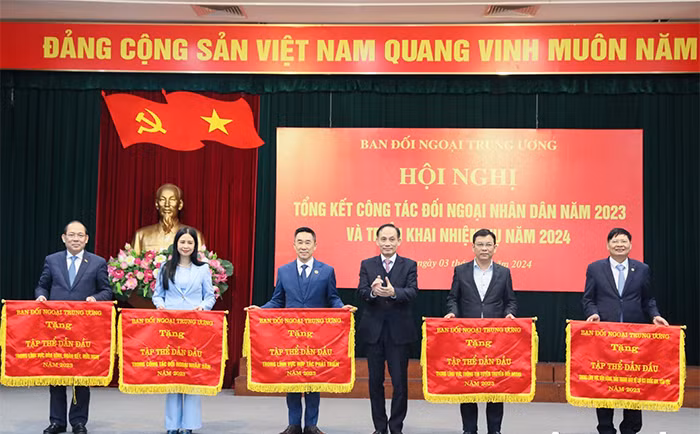 Ban Đối ngoại Trung ương triển khai công tác đối ngoại nhân dân năm 2024 -0