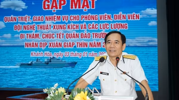 Lễ xuất quân thăm, chúc Tết quân và dân huyện đảo Trường Sa
