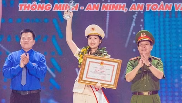 Nữ Đại úy Công an được tuyên dương "Công dân trẻ tiêu biểu TP Hồ Chí Minh"