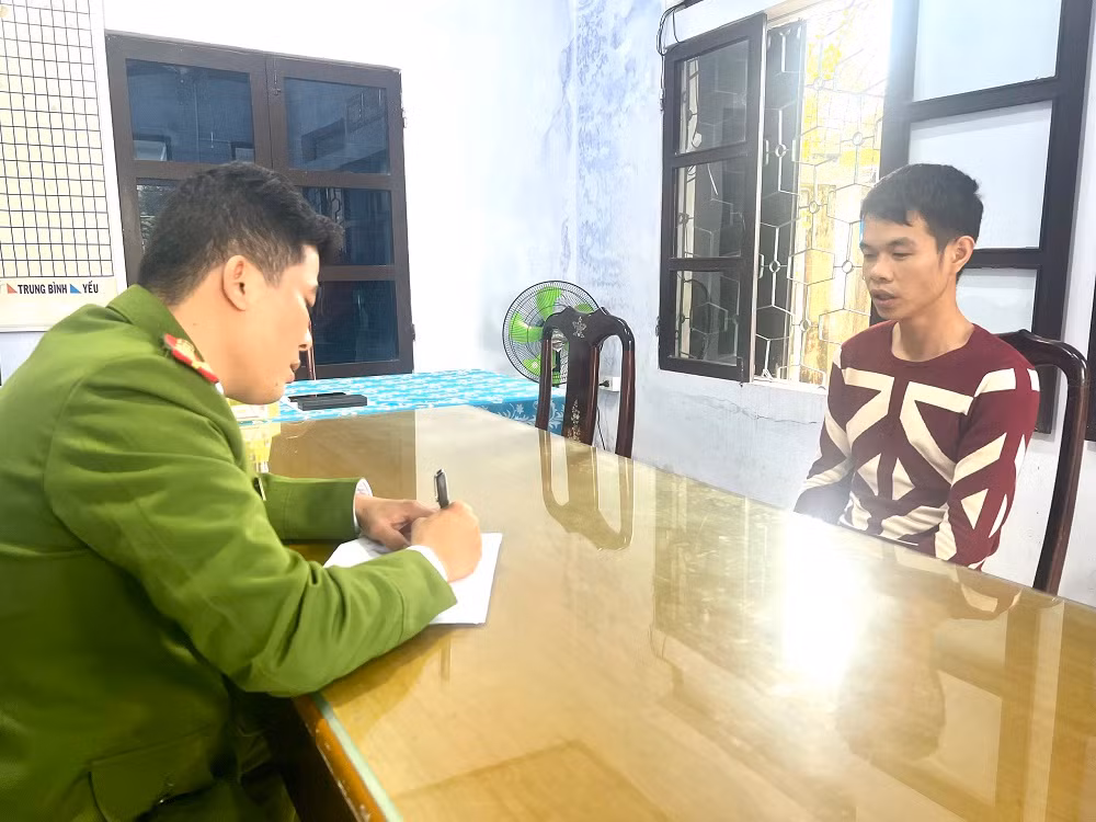 Lập Facebook giả mạo, lừa đảo 41 tấn thóc với trị giá 420 triệu đồng -0