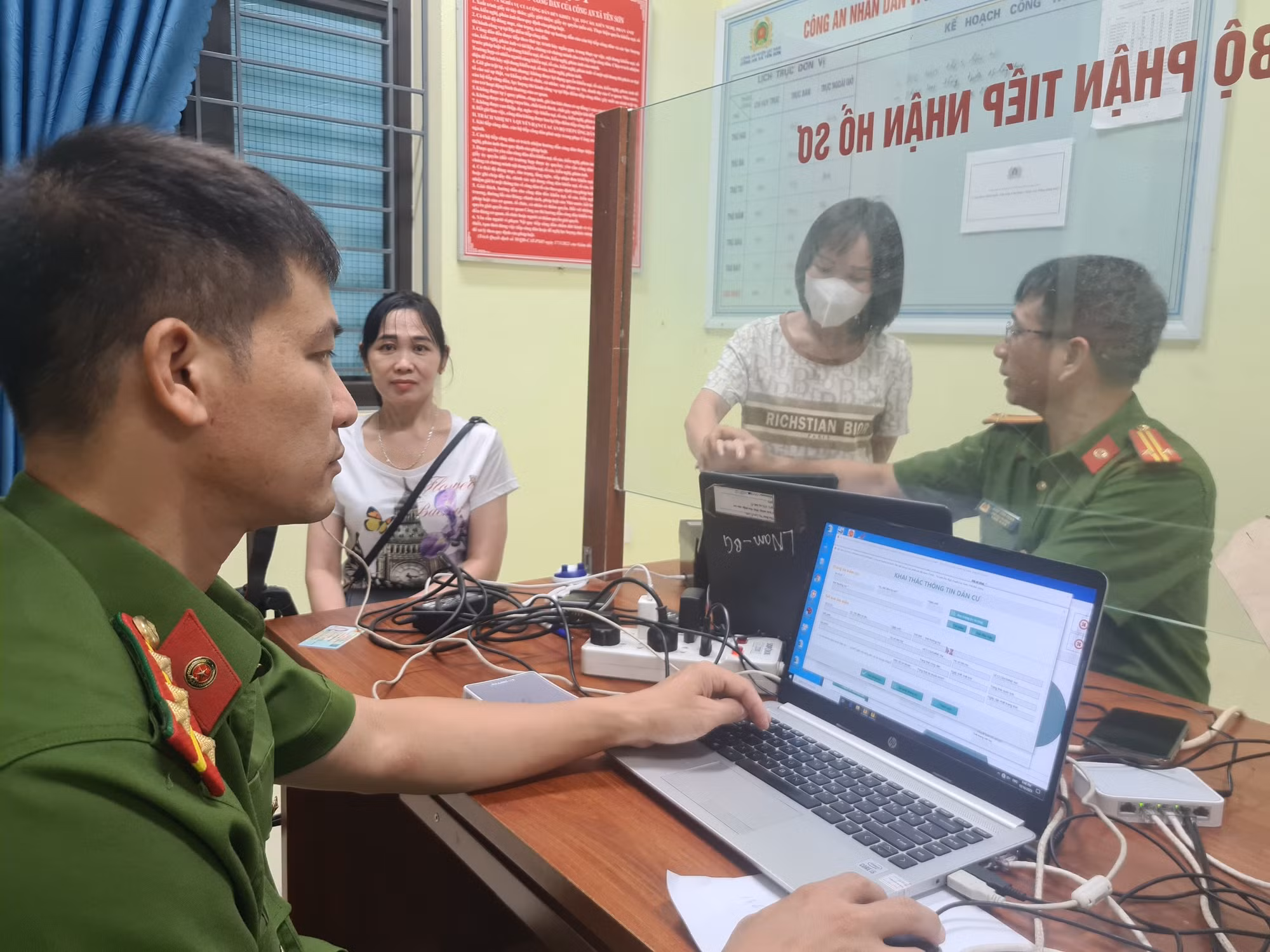 định danh.jpg -0