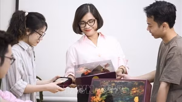 Đưa văn hóa, nghệ thuật truyền thống vào sản phẩm sơn mài Tết 2024