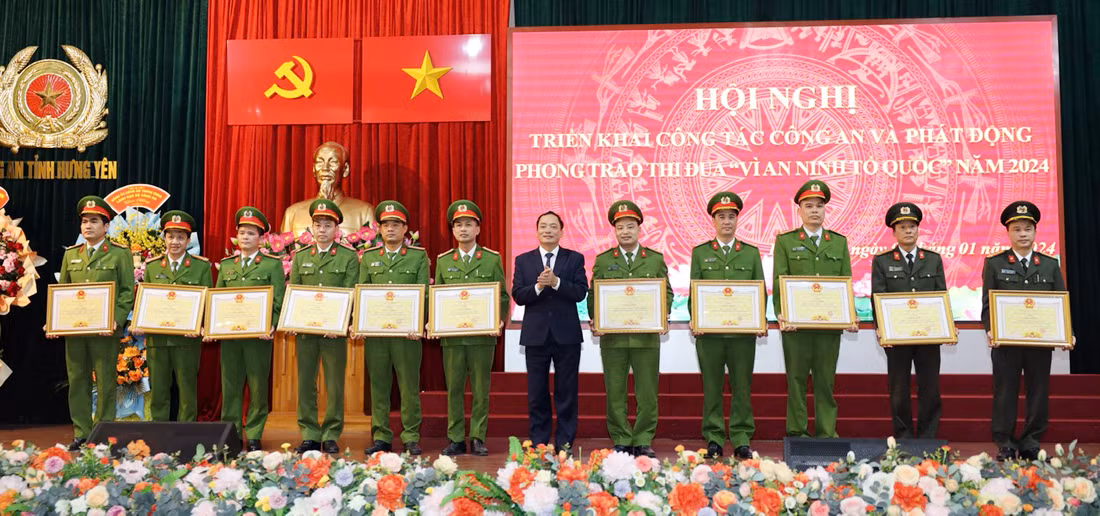 Nâng cao chất lượng, hiệu quả phong trào toàn dân bảo vệ an ninh Tổ quốc -0