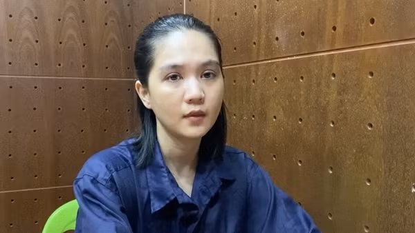 Người mẫu Ngọc Trinh hối hận và “mong mọi người đừng bắt chước hành động sai trái như tôi”