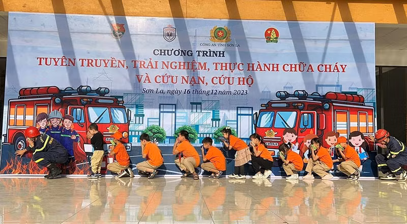 tuyen-truyen.jpg -0