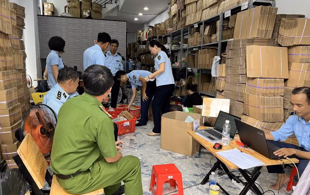 Phát hiện nhiều vụ vận chuyển hàng hóa gian lận qua tuyến đường sắt Bắc - Nam -0