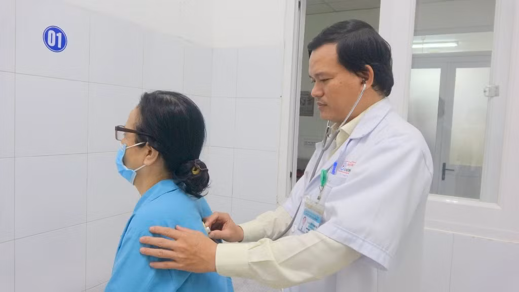 Bệnh viện Đà Nẵng phẫu thuật thành công ca phổi trong phổi hiếm gặp -0