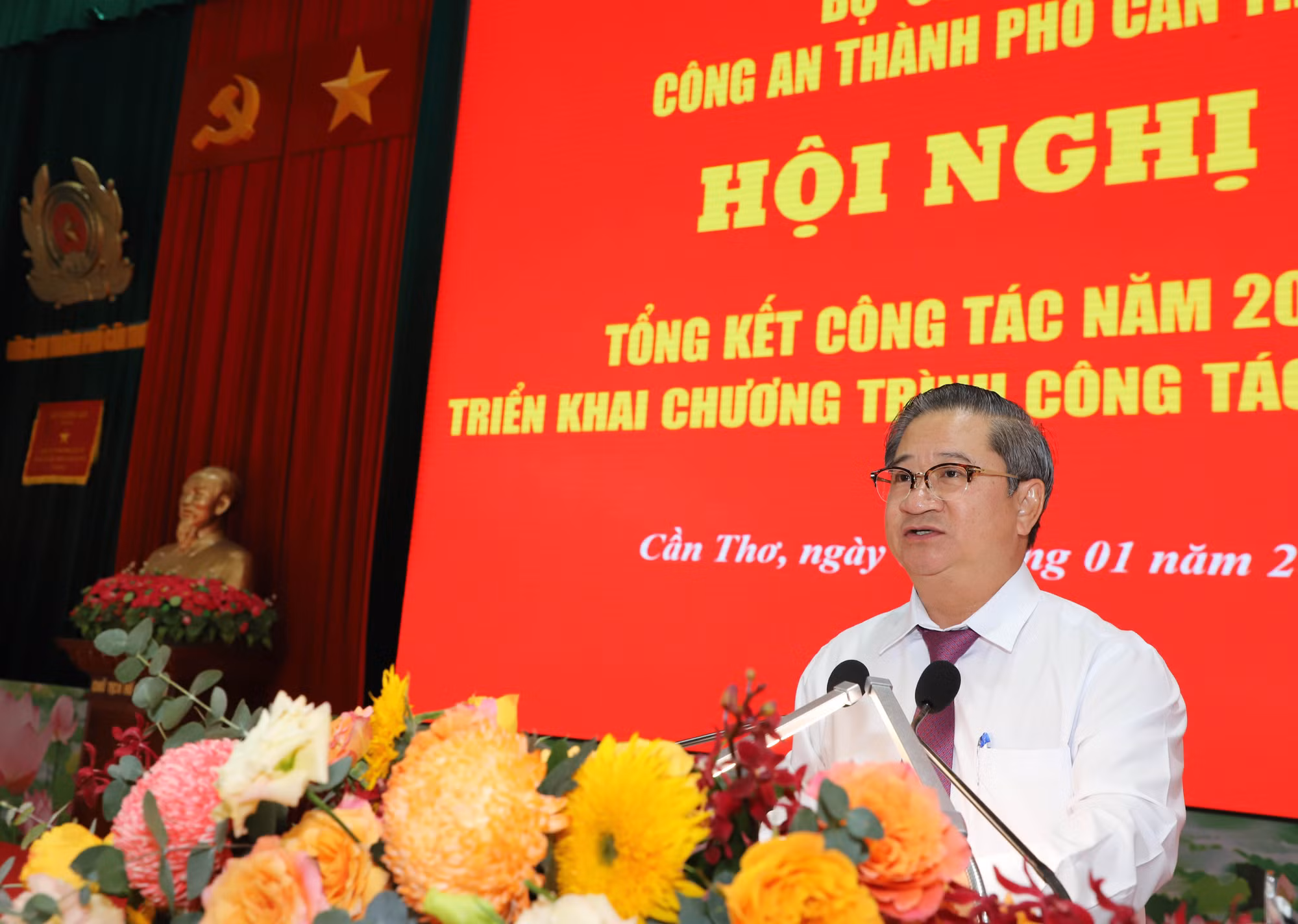 Giữ vững ổn định chính trị trong mọi tình huống, tạo chuyển biến tích cực về ANTT -0