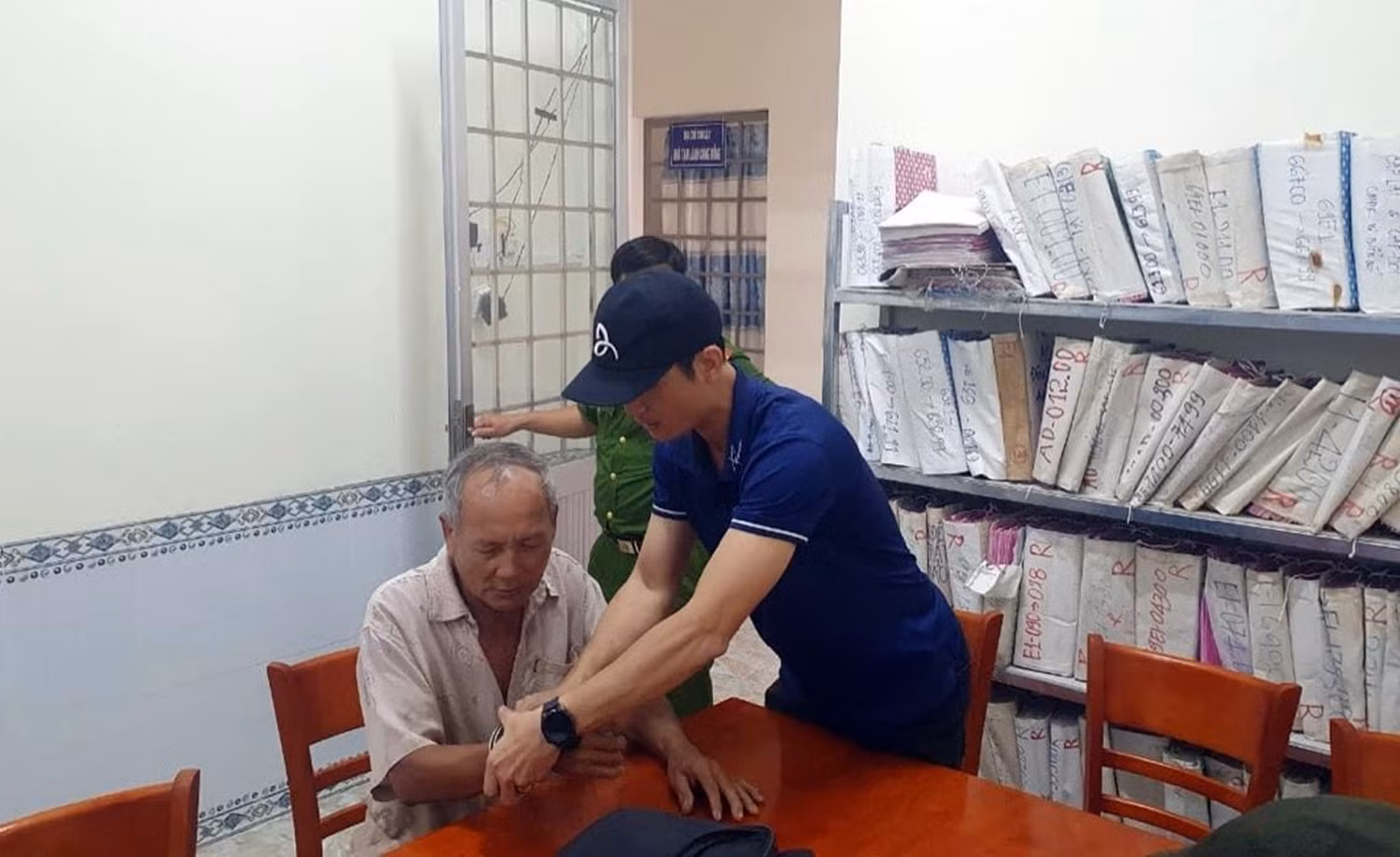 Đối tượng tham gia giết 6 người, cướp tài sản sa lưới sau 43 năm lẩn trốn -0