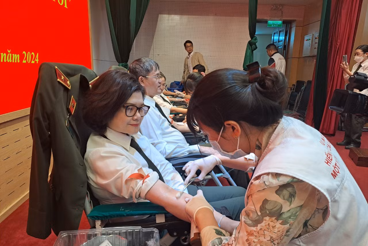 Cụm thi đua số 4 Khối đoàn thể tham gia “Hiến máu cứu người sinh mệnh của bạn và tôi” -0